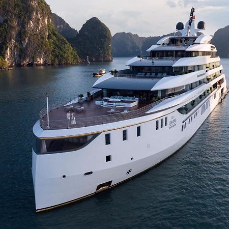 Grand Pioneers Halong Bay Cruise 1 Hotel Ha Long Exterior photo