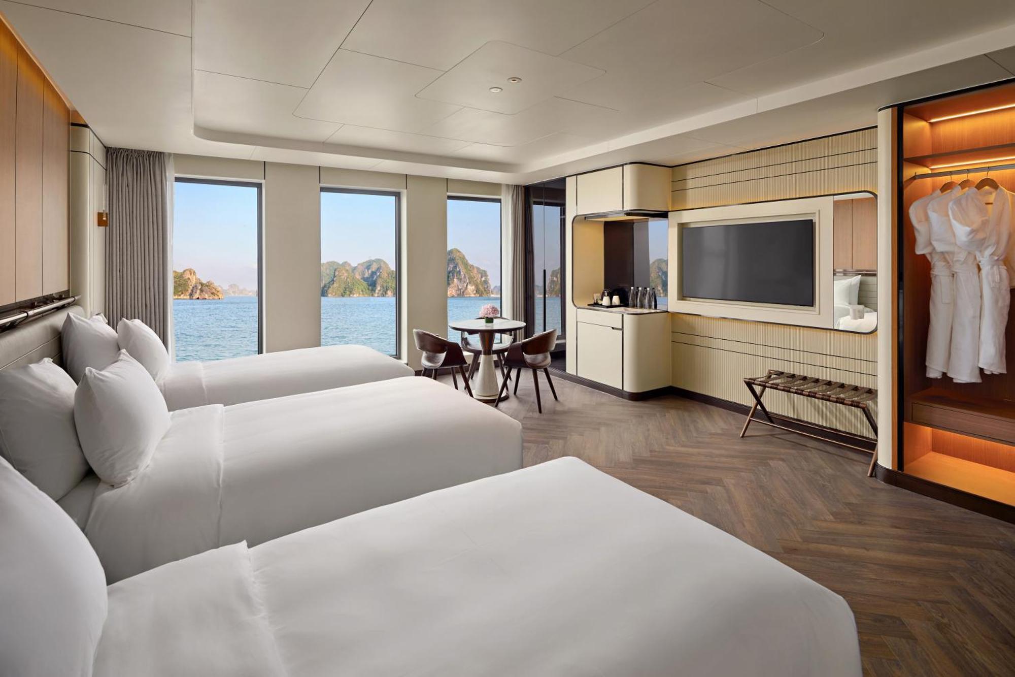 Grand Pioneers Halong Bay Cruise 1 Hotel Ha Long Exterior photo